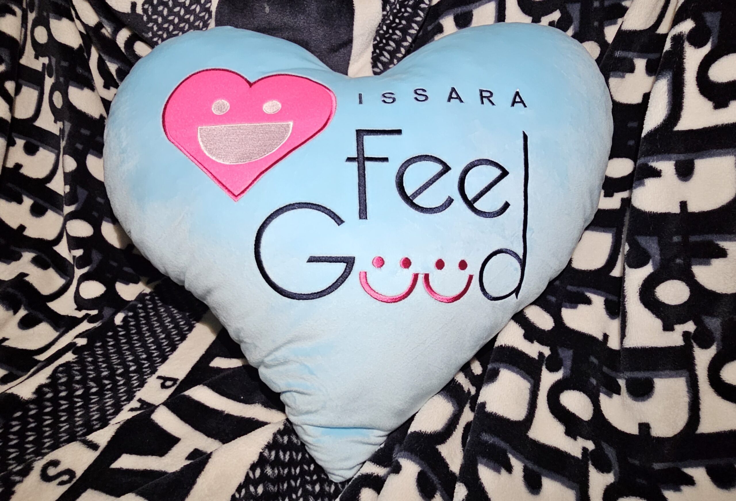 #IssaraDay จัดหนัก โดนใจ Heart Deal Feel Good