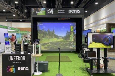 BenQ ร่วมกับ Uneekor โชว์นวัตกรรมเด่น Golf Simulator Projector  รุ่น LK936ST ในงาน Thailand Golf Expo 2024