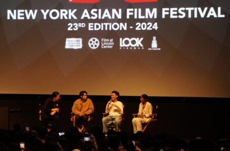 ผู้กำกับภาพยนตร์ ‘หลานม่า’ พร้อมด้วย พระเอกสุดฮอต บิวกิ้น ร่วมงาน รอบปฐมทัศน์ ภาพยนตร์ “หลานม่า” ในเทศกาลภาพยนตร์ New York Asian Film Festival 2024 ที่ประเทศสหรัฐอเมริกา