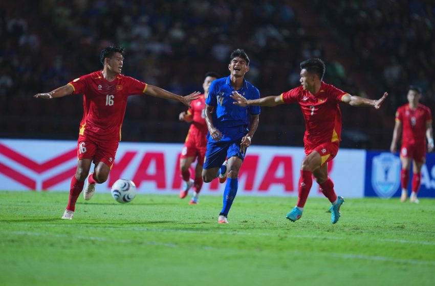  ไทย พ่าย เวียดนาม 0-2 อาเซียน คัพ รอบชิงนัดแรก
